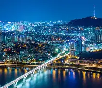 包含韩国球队势不可挡，齐心协力力争晋级的词条