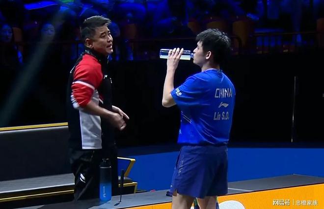 关于中国乒乓球队鏖战韩国乒乓球队，王皓爆发神勇的信息