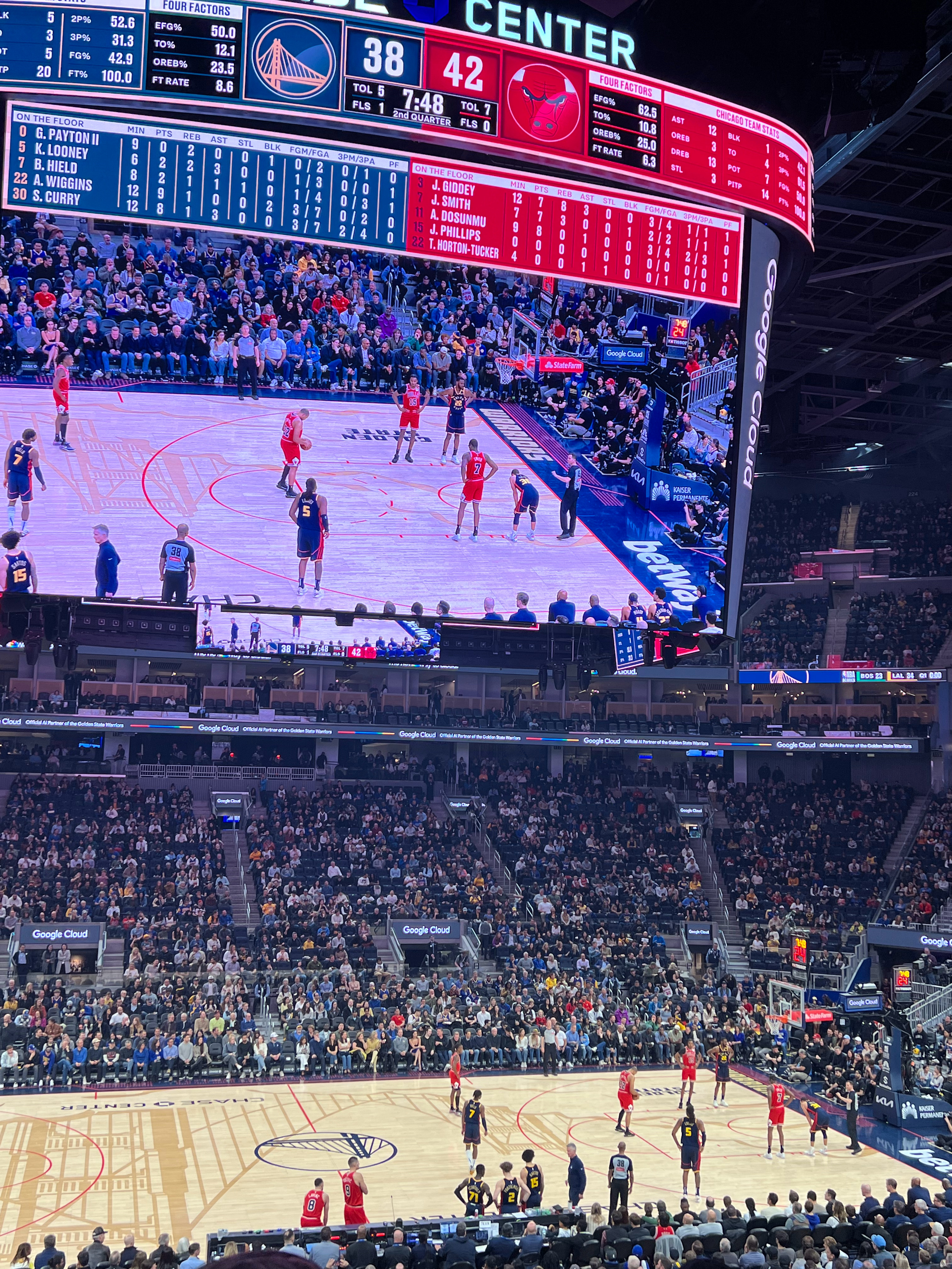 关于勇士B队鏖战马刺，布拉德利制霸全场的信息