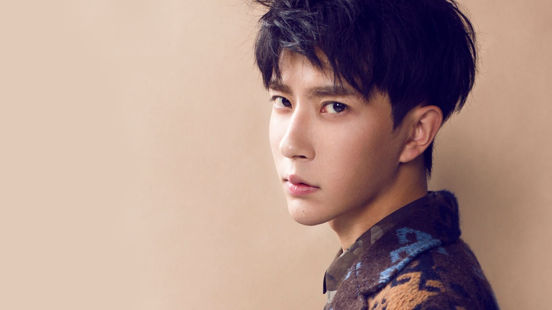 李刚仁爆发闪耀欧战，阿贾克斯补时绝杀佛罗伦萨