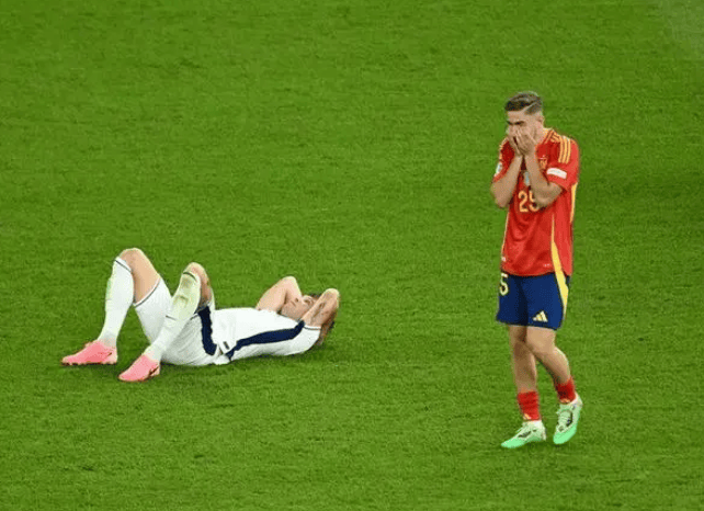 威尔士碾压乌克兰，罗德里关键时刻站出来