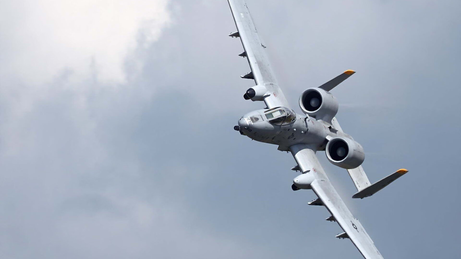 迪亚斯关键回合不手软,丹麦战术纪律收割瑞典